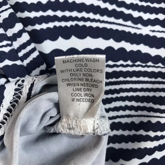 Lulu B 3/4 Sleeve Tunic Top Size Medium M UPF 50+ Nylon Stretch Navy Blue Gray - Picture 14 of 14